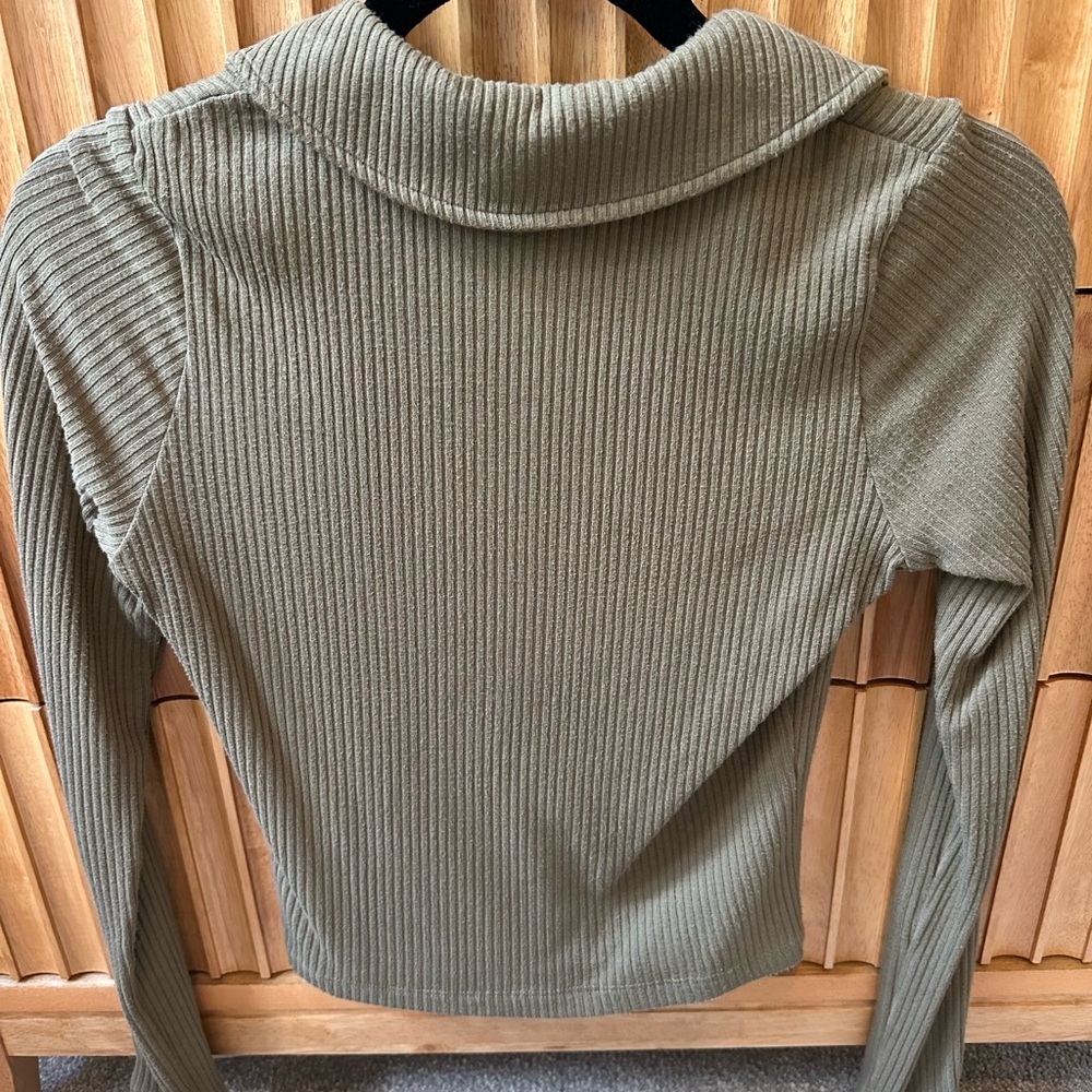 LESET Cardigan - Picture 3 of 9